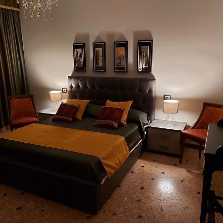 Antico Rio Acqua Dolce Apartment Venesia Bagian luar foto