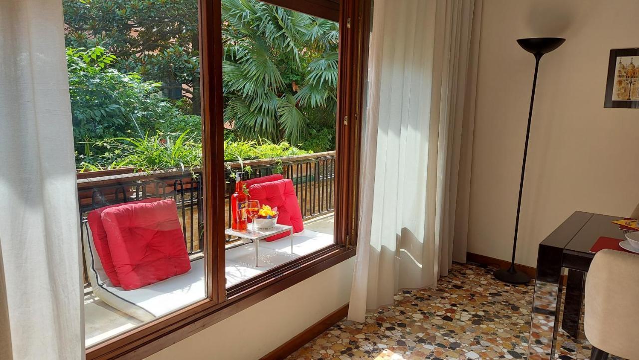 Antico Rio Acqua Dolce Apartment Venesia Bagian luar foto