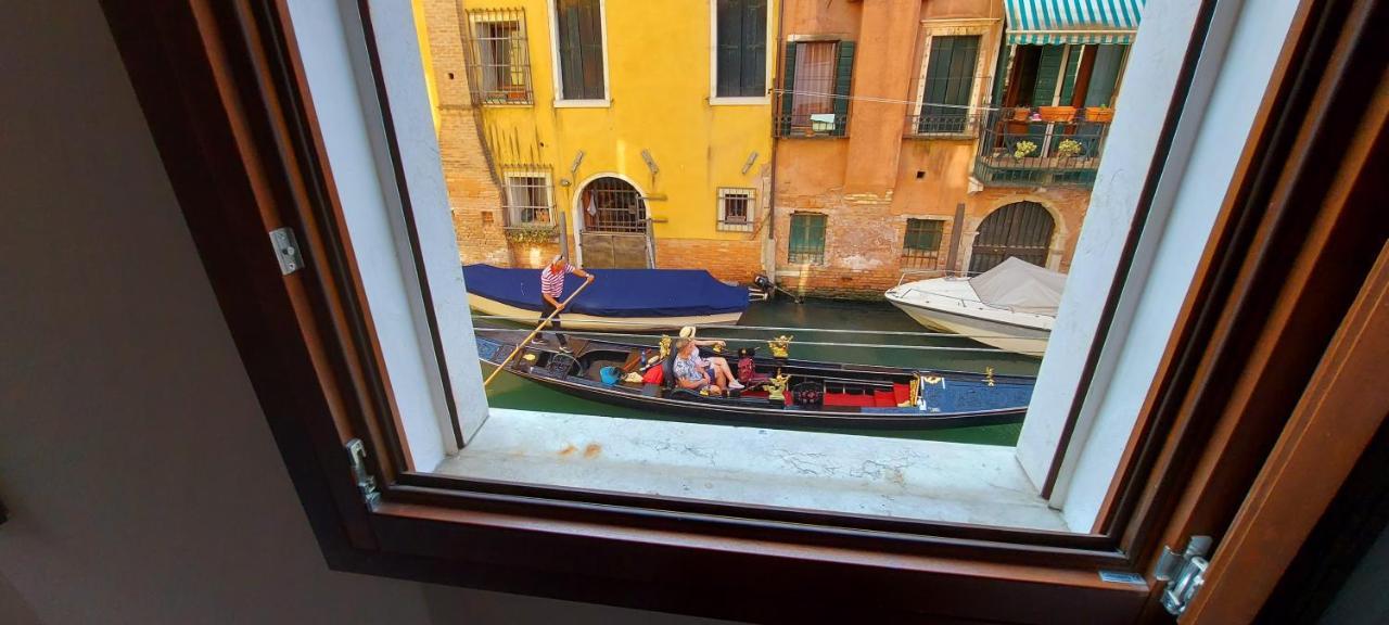 Antico Rio Acqua Dolce Apartment Venesia Bagian luar foto