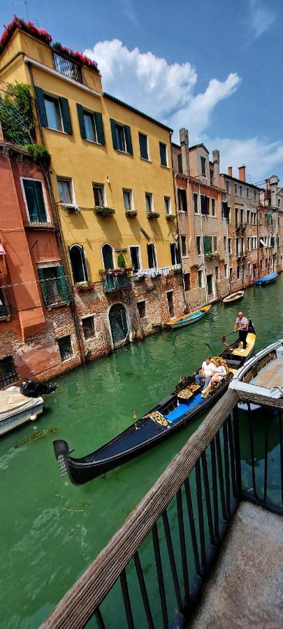 Antico Rio Acqua Dolce Apartment Venesia Bagian luar foto