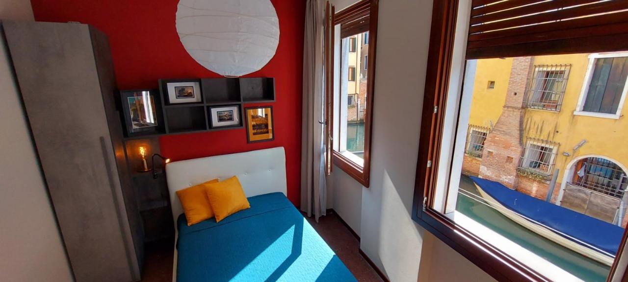 Antico Rio Acqua Dolce Apartment Venesia Bagian luar foto
